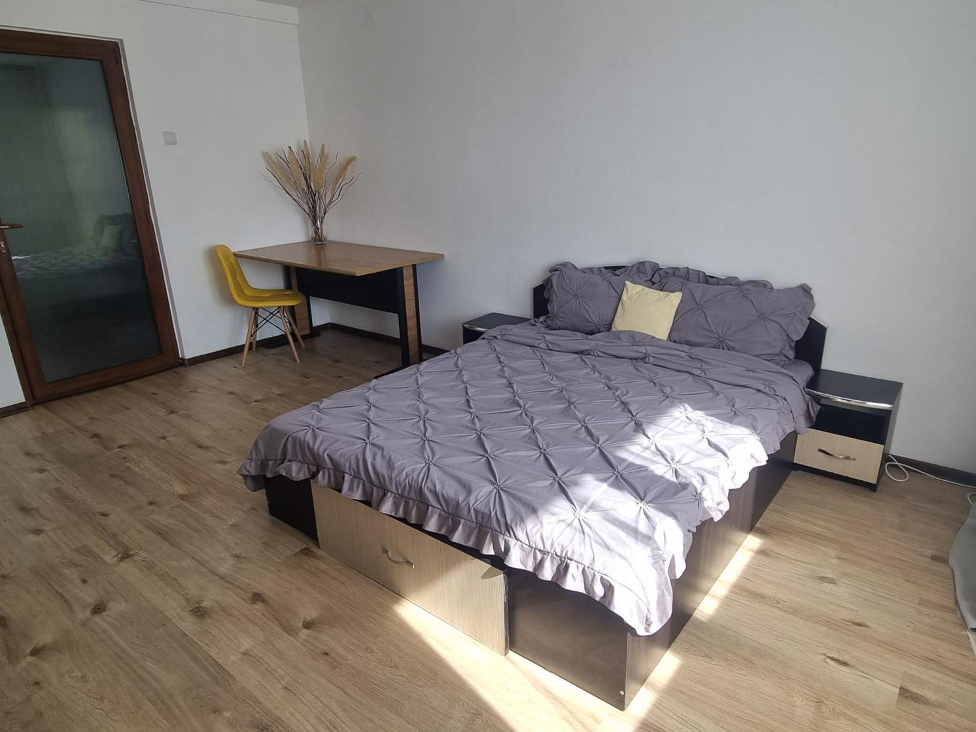 Apartament Central ピテシュティ エクステリア 写真